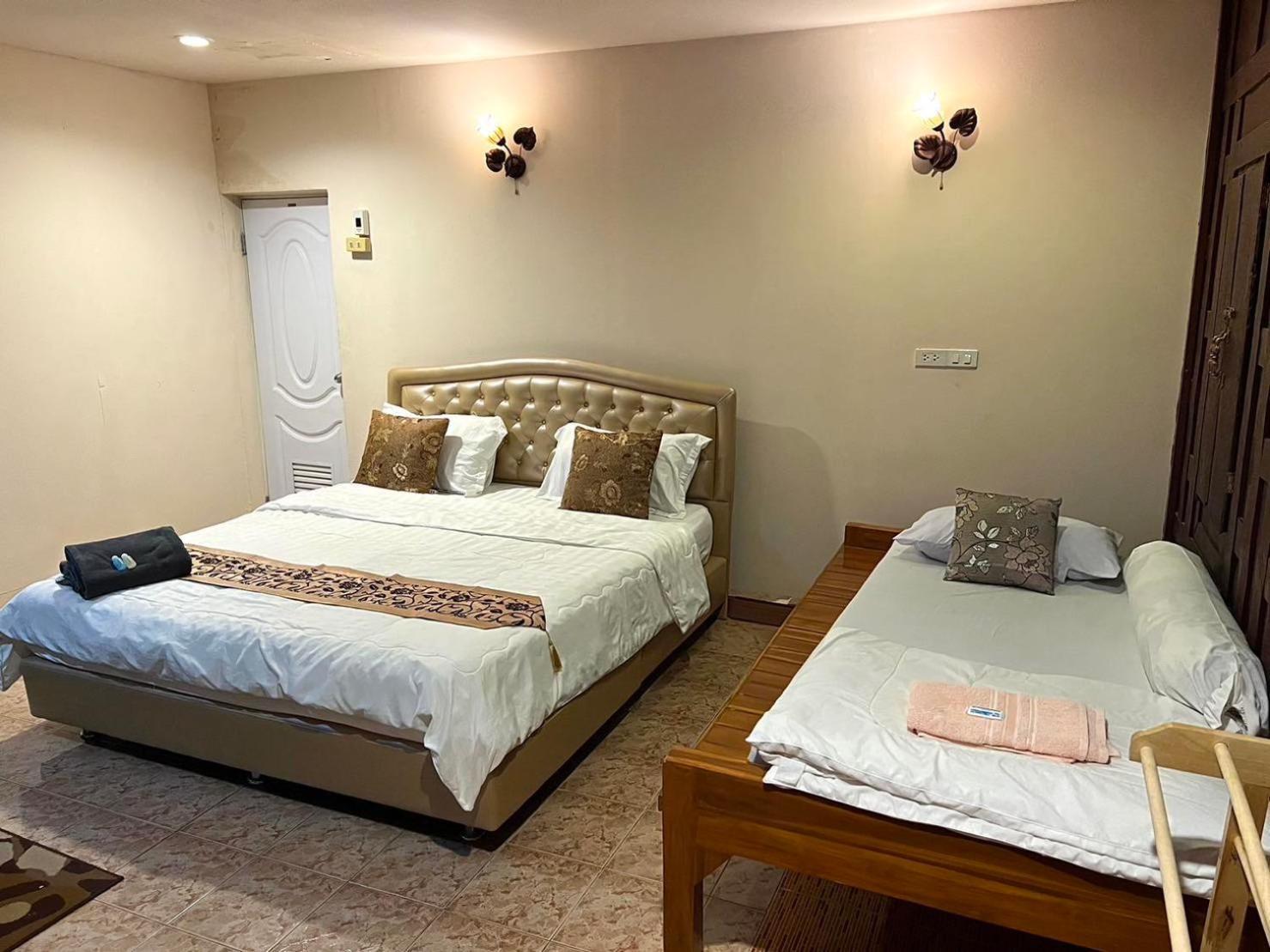 Binlar Guesthouse Аюттхая Экстерьер фото