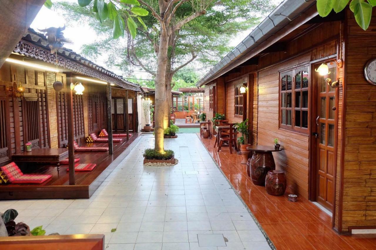 Binlar Guesthouse Аюттхая Экстерьер фото